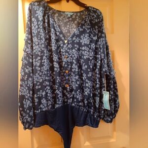 NWT, Plus size blouse with body suit attached.  Blue boho floral Size  2X
